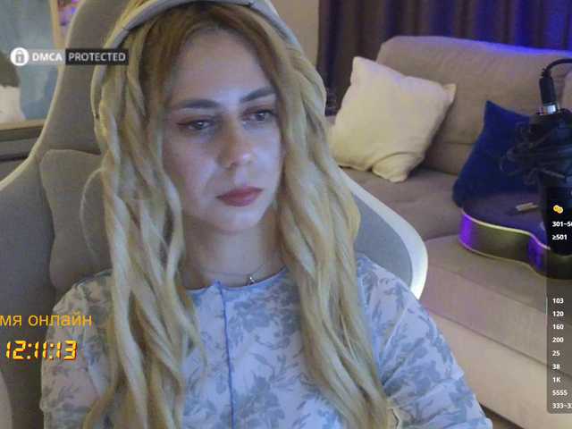 -Light-Fury- live webcam show