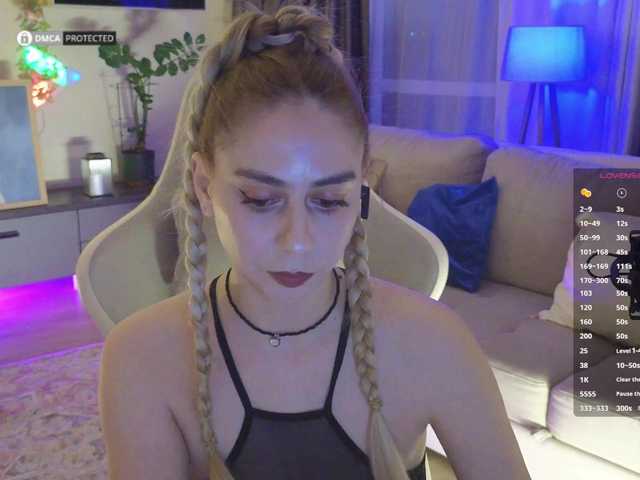 -Light-Fury- live cam on BongaCams