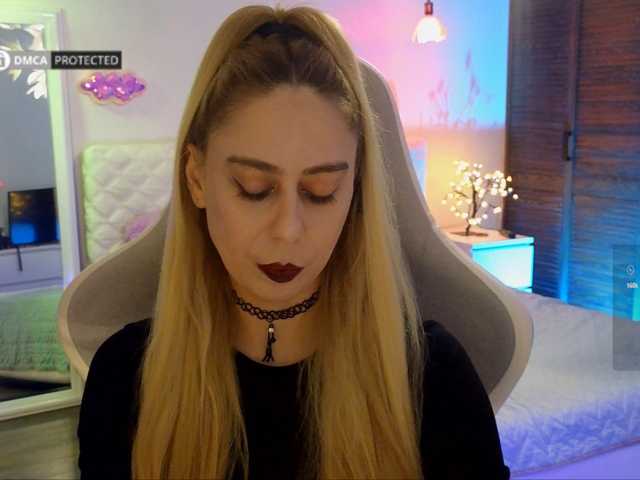 -Light-Fury- live cam on BongaCams