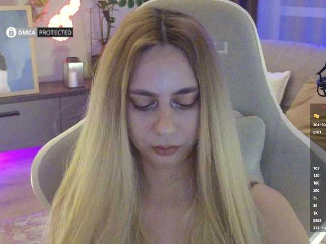 -Light-Fury- live cam on BongaCams