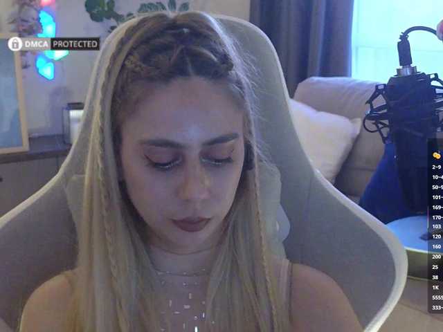 -Light-Fury- live webcam show