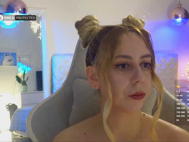-Light-Fury- live cam on BongaCams