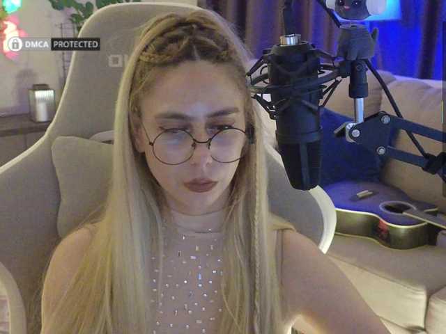 -Light-Fury- canlı kamera: BongaCams