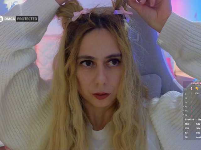 -Light-Fury- live cam on BongaCams