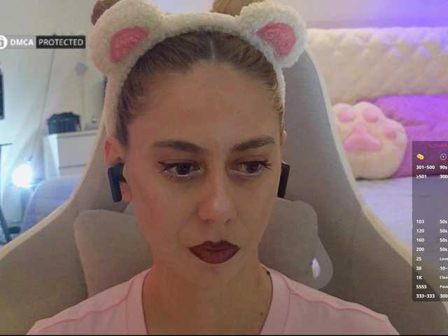-Light-Fury- live cam on BongaCams