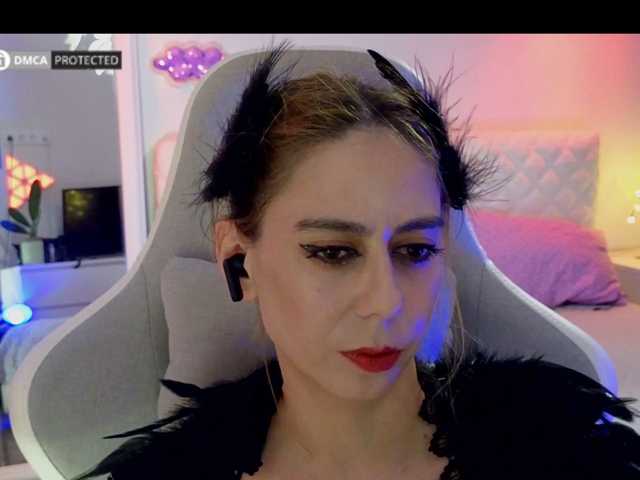 capuchina_v_taverne live cam on BongaCams