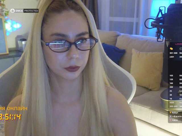 -Light-Fury- live cam on BongaCams