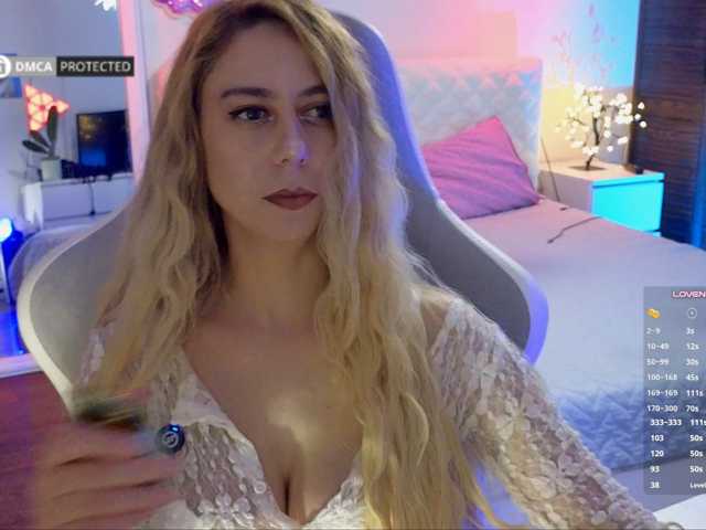 -Light-Fury- live cam on BongaCams