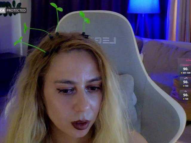 -Light-Fury- live cam on BongaCams