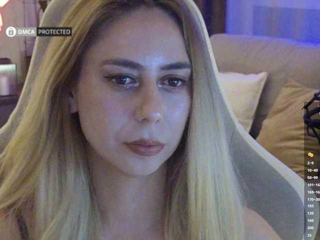 -Light-Fury- live cam on BongaCams