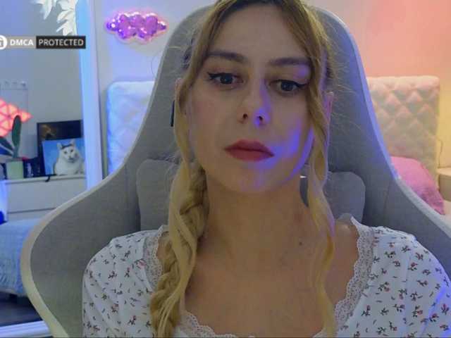 -Light-Fury- live cam on BongaCams