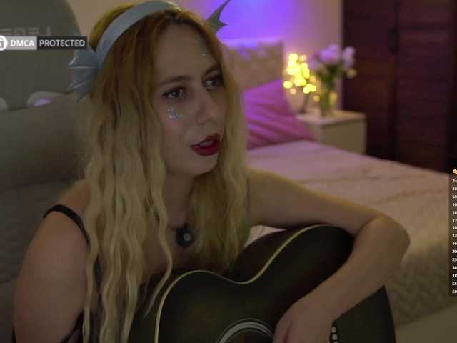 -Light-Fury- live cam on BongaCams