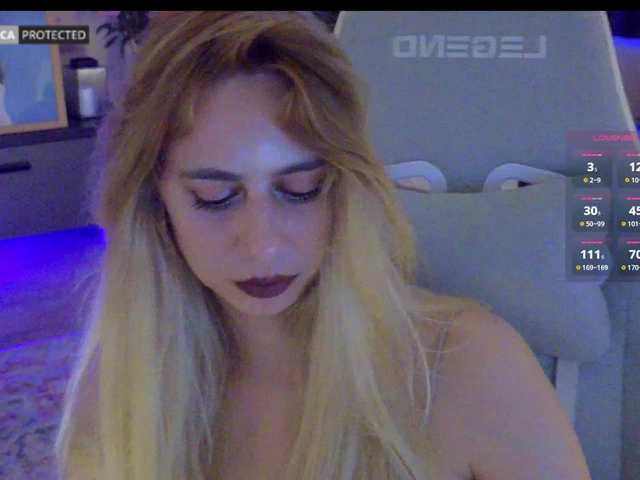 -Light-Fury- live cam on BongaCams