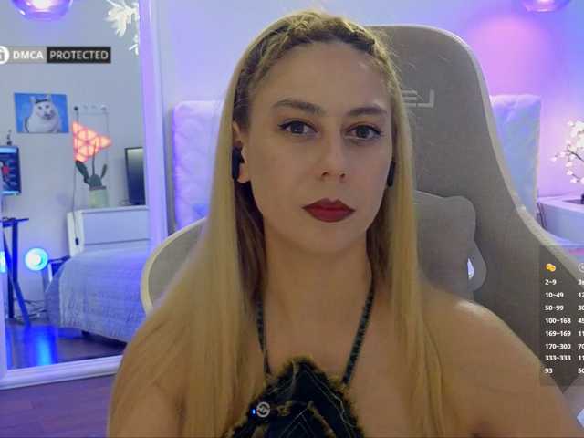 -Light-Fury- live cam on BongaCams