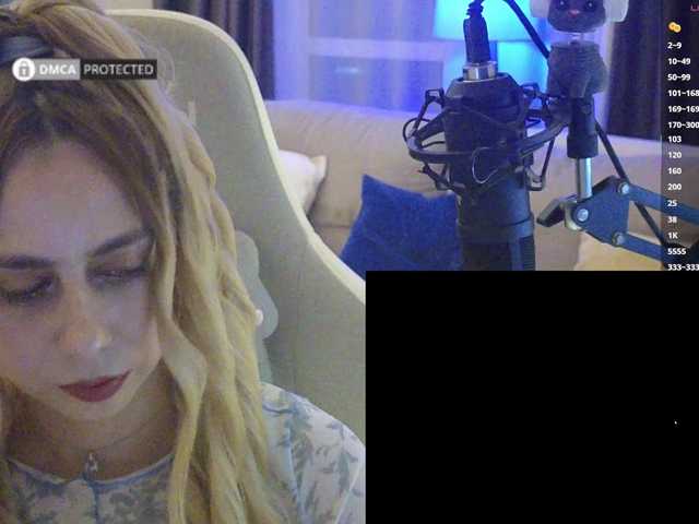 -Light-Fury- live webcam show