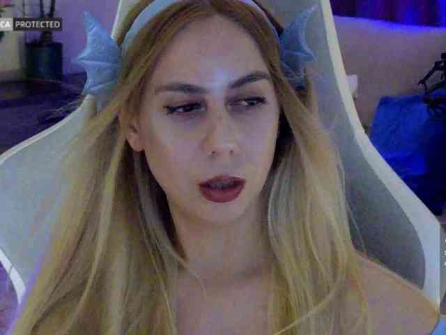 Danil__Kolbasenko webcam