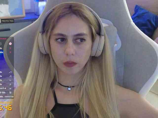 Danil__Kolbasenko webcam