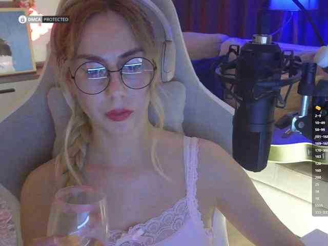 Danil__Kolbasenko webcam