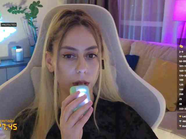 -Light-Fury- Live Webcam on BongaCams