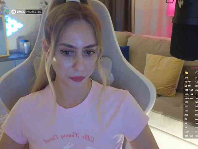 -Light-Fury- Live Webcam on BongaCams