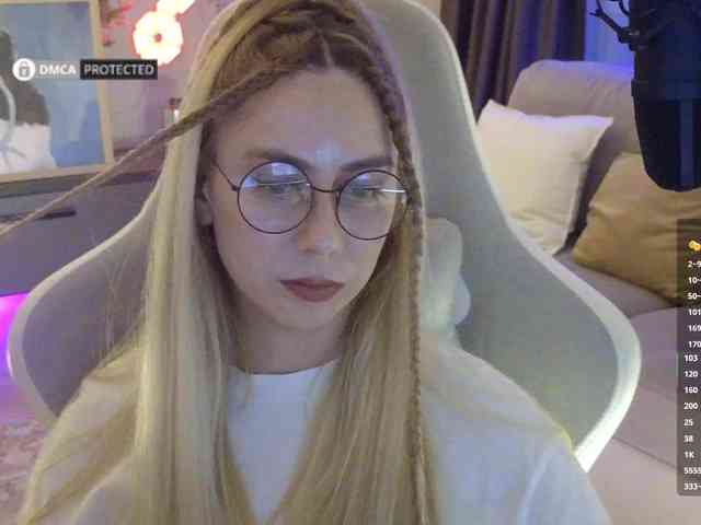 Danil__Kolbasenko webcam