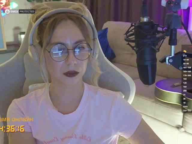 Danil__Kolbasenko webcam