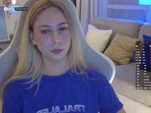 -Light-Fury- Sex Cam Show