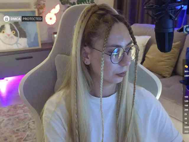 Danil__Kolbasenko webcam