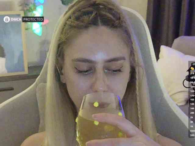 Danil__Kolbasenko webcam
