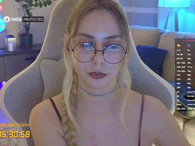 -Light-Fury- Sex Cam Show
