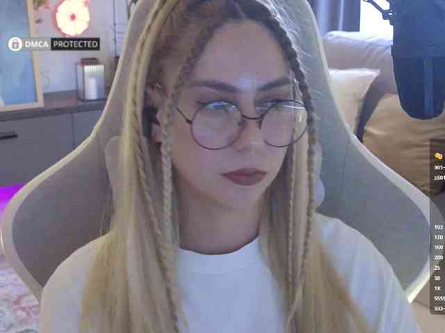 Danil__Kolbasenko webcam