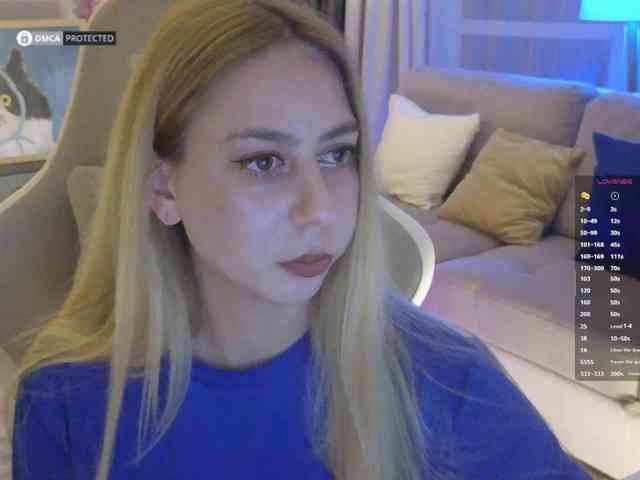 -Light-Fury- Live Webcam on BongaCams