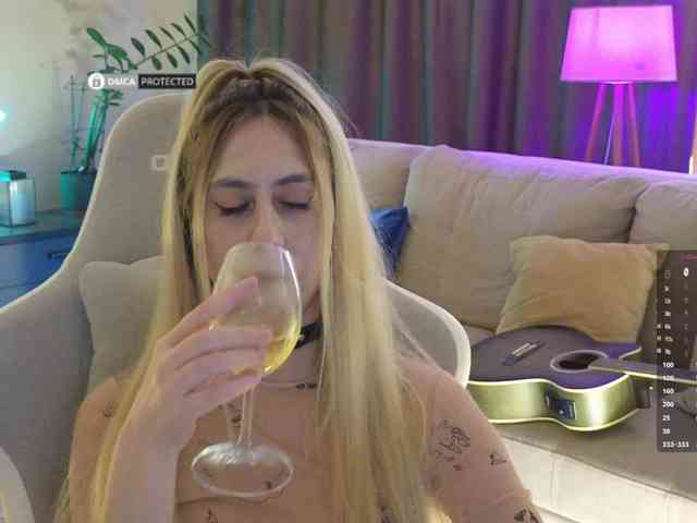 Danil__Kolbasenko webcam
