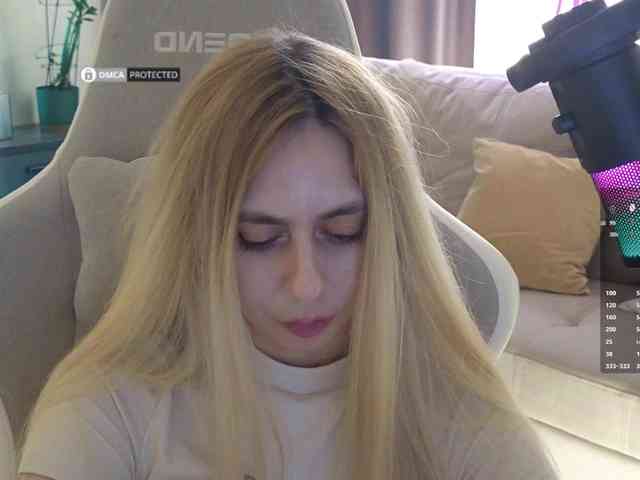 Danil__Kolbasenko webcam