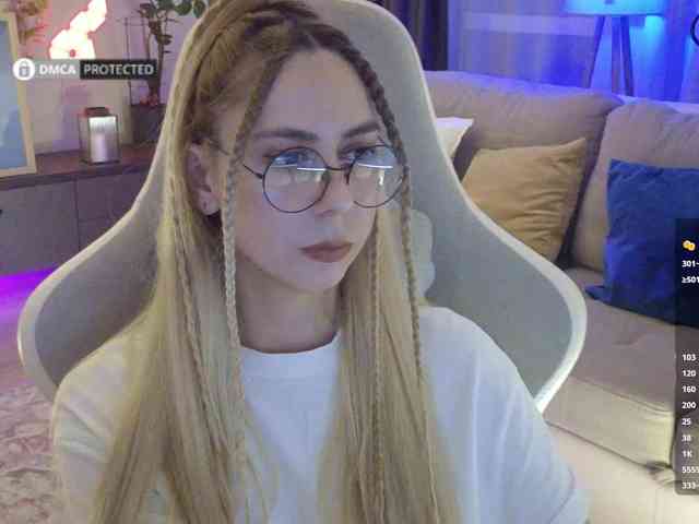Danil__Kolbasenko webcam