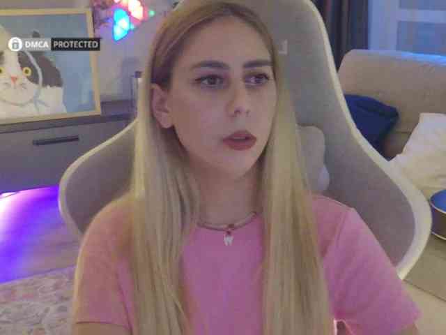 Danil__Kolbasenko webcam