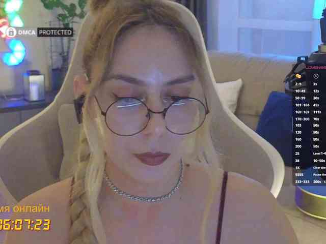 -Light-Fury- Sex Cam Show