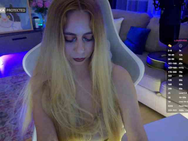 -Light-Fury- Live Webcam on BongaCams