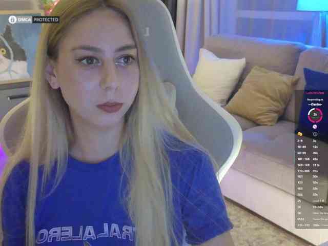 -Light-Fury- Sex Cam Show