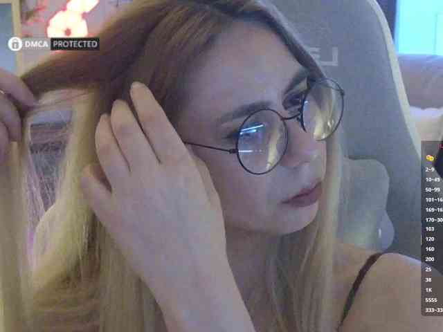 Danil__Kolbasenko webcam