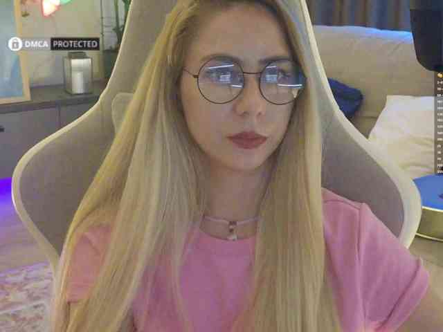 Danil__Kolbasenko webcam