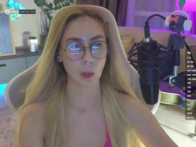 Danil__Kolbasenko webcam