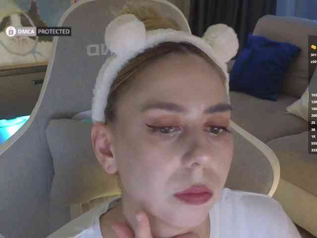 Danil__Kolbasenko webcam