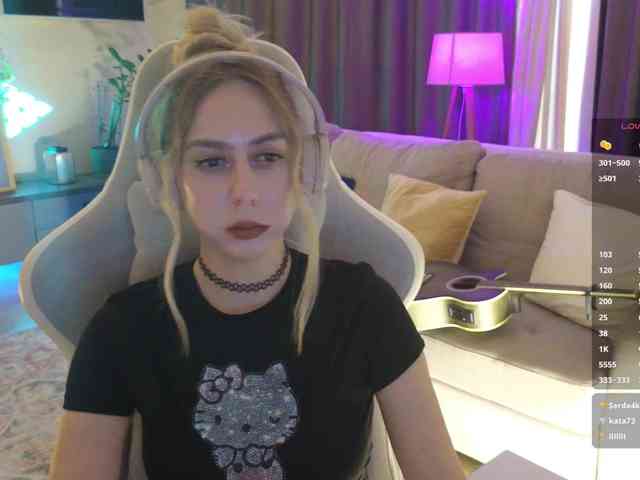 -Light-Fury- Live Webcam on BongaCams
