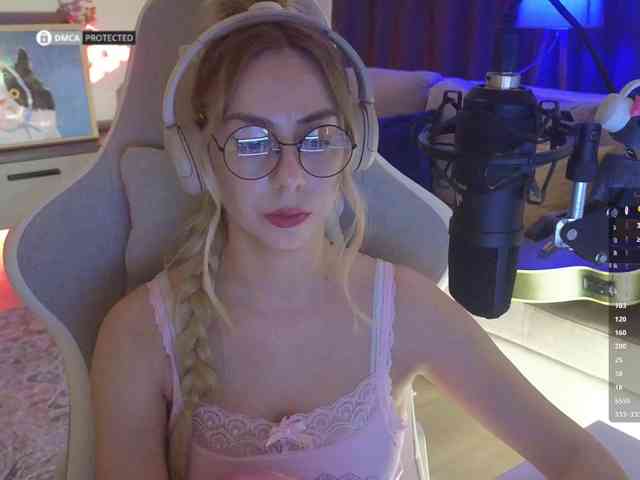 Danil__Kolbasenko webcam