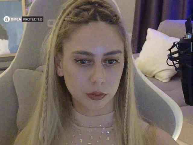 Danil__Kolbasenko webcam