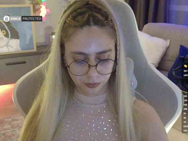 Danil__Kolbasenko webcam