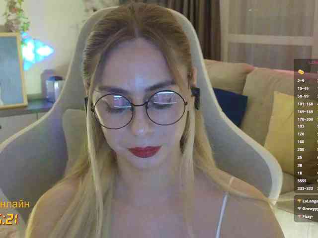 Danil__Kolbasenko webcam
