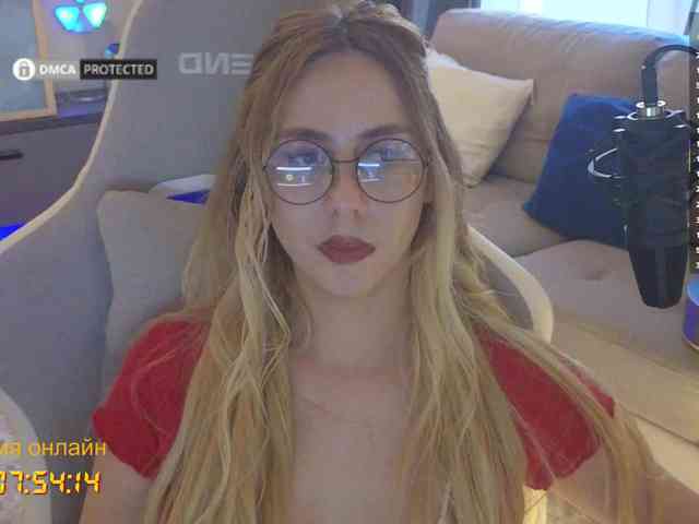 Danil__Kolbasenko webcam