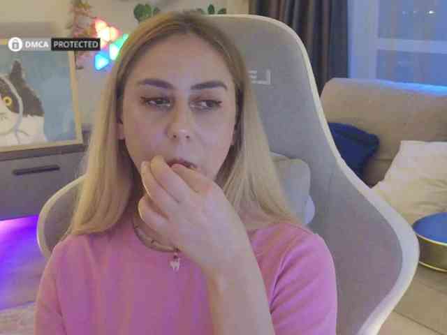 Danil__Kolbasenko webcam